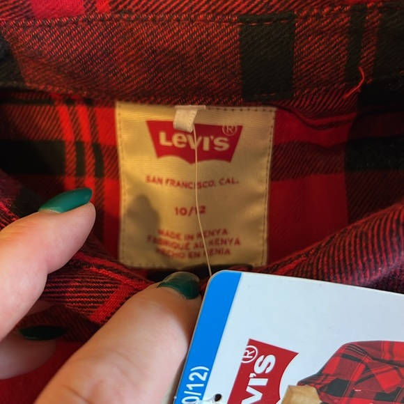 NWT Levi’s Boys buffalo plaid flannel button down shirt size 10/12 - Picture 4 of 6